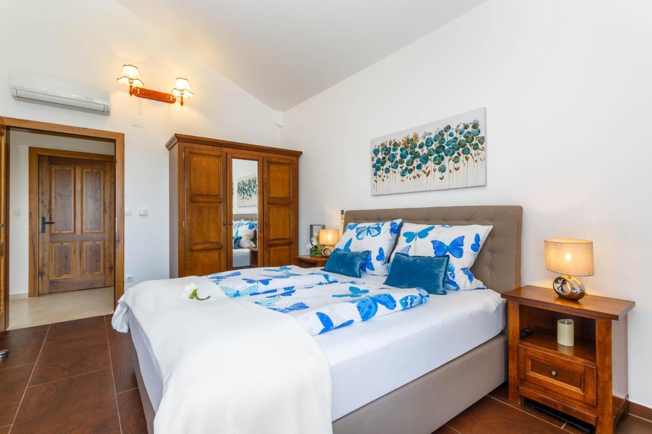 Villa Kamenica Kras Ngoại thất bức ảnh