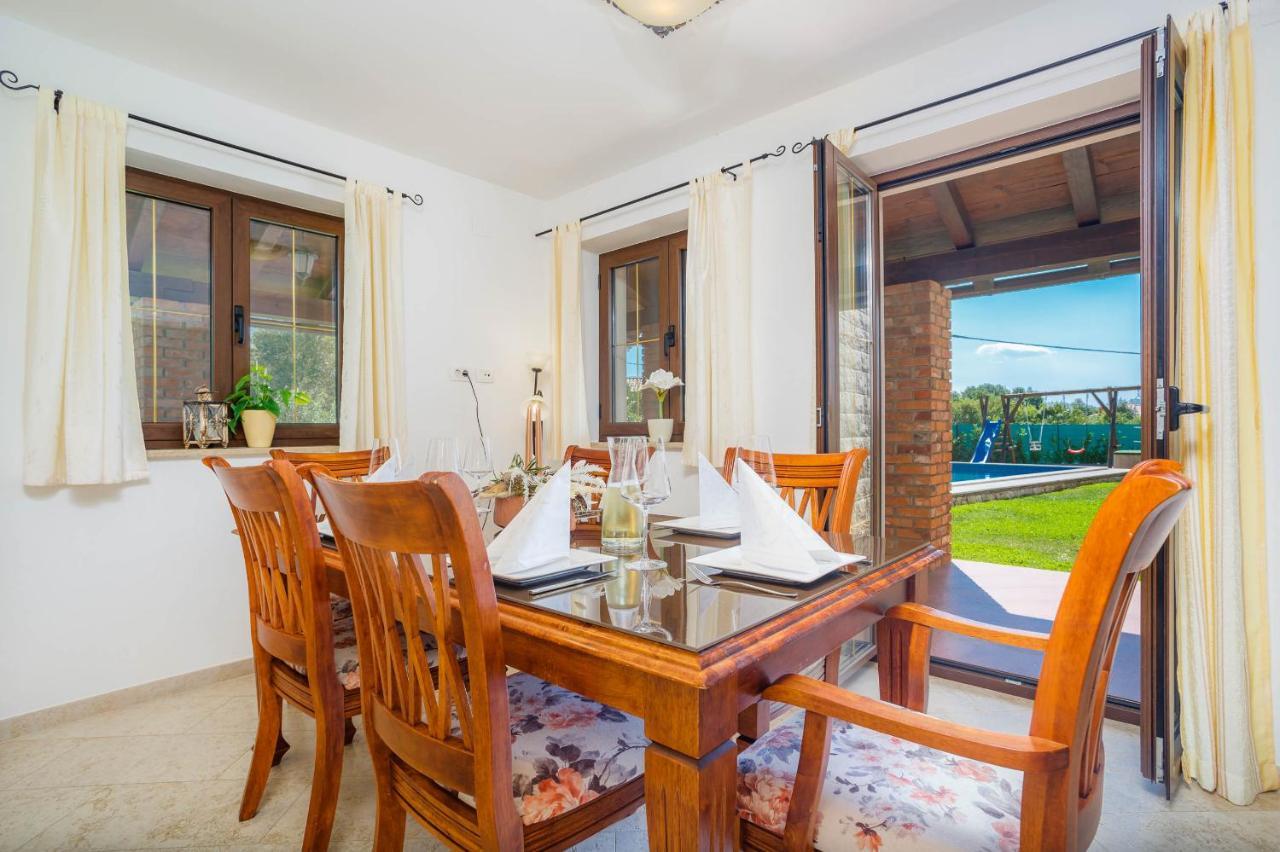 Villa Kamenica Kras Ngoại thất bức ảnh