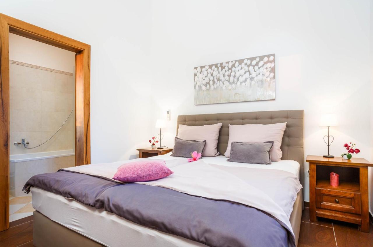 Villa Kamenica Kras Ngoại thất bức ảnh